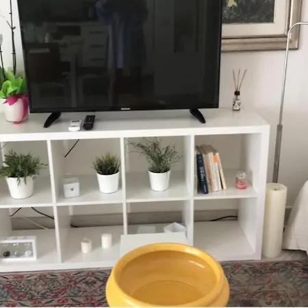 Apartamento Via Alloro 44 *